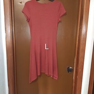 Elegant Women's Dress in Rose